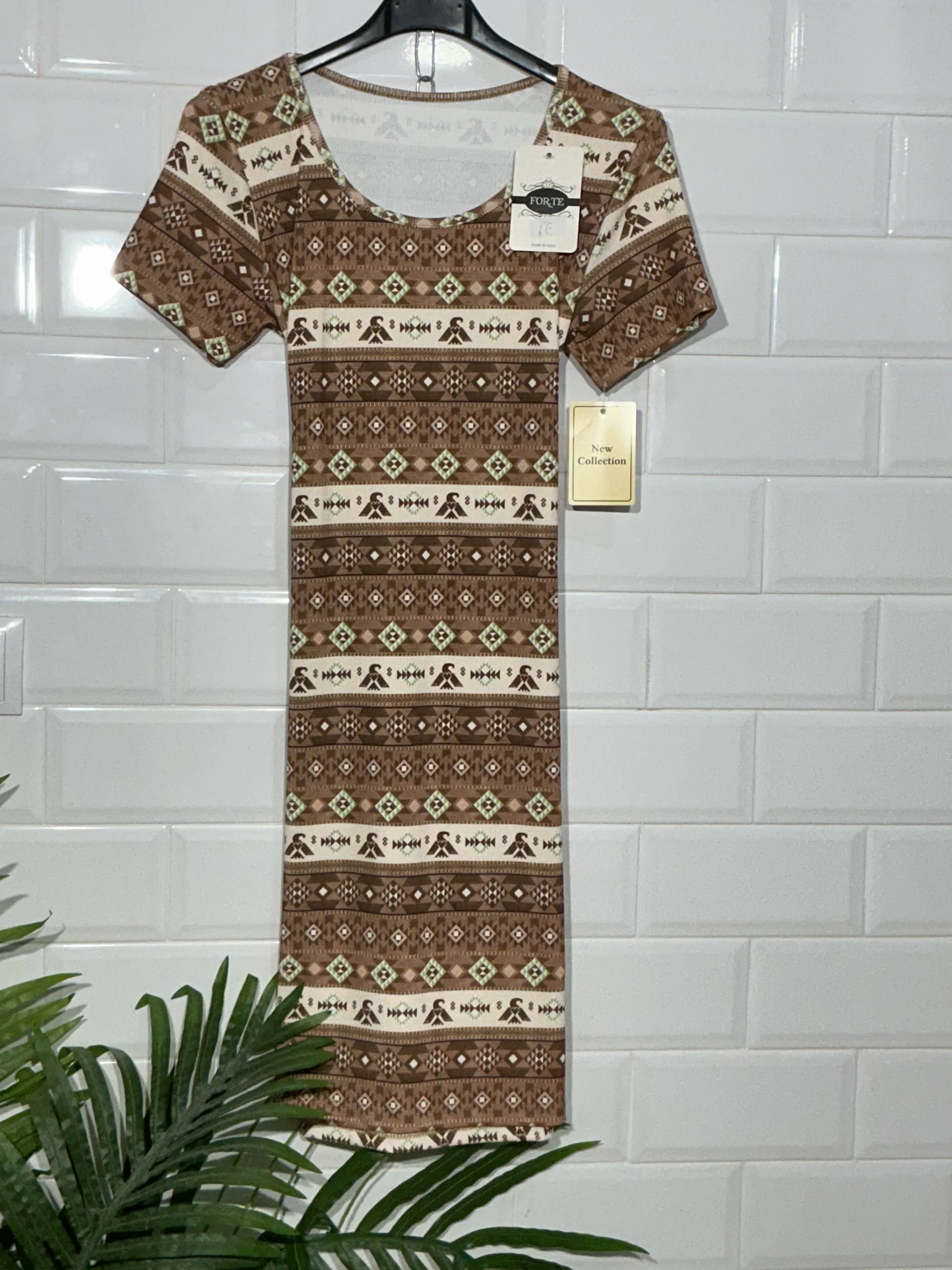 Vestido geométrico. - Imagen 4